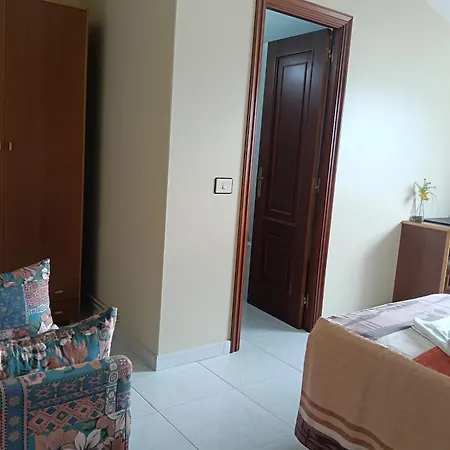 Leon Ii Hotel 2*